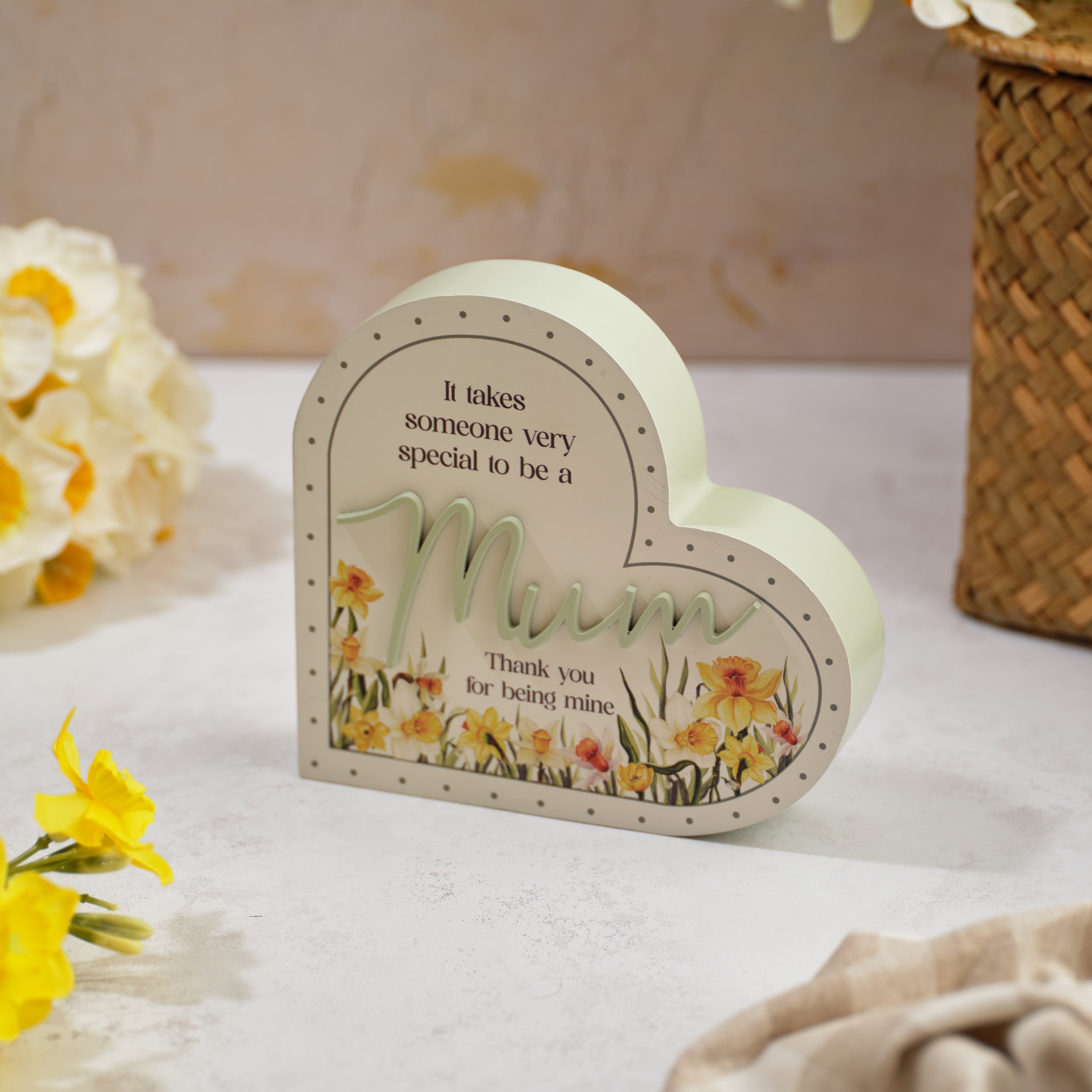 Floral serenade Mum daffodil wooden heart block