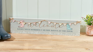 Welly boot welcome long wooden plaque with bunting