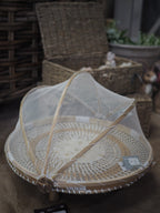 Seagrass food cover with net cover and clasp closure