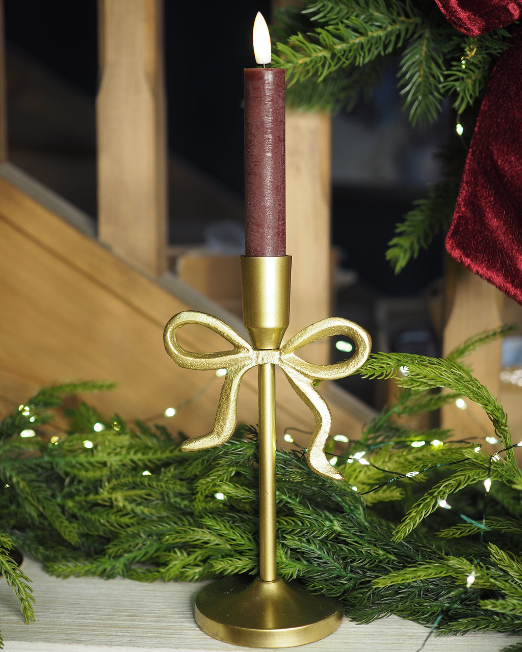 Gold Candleholder with Bow Detail