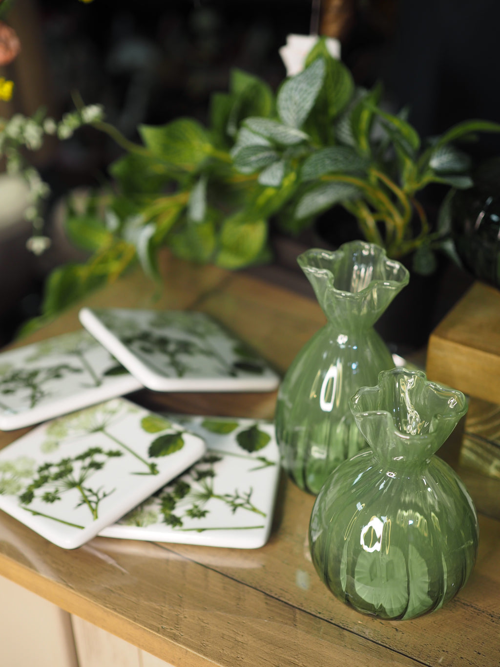 Porcelain china coaster - Spring Hedgerow