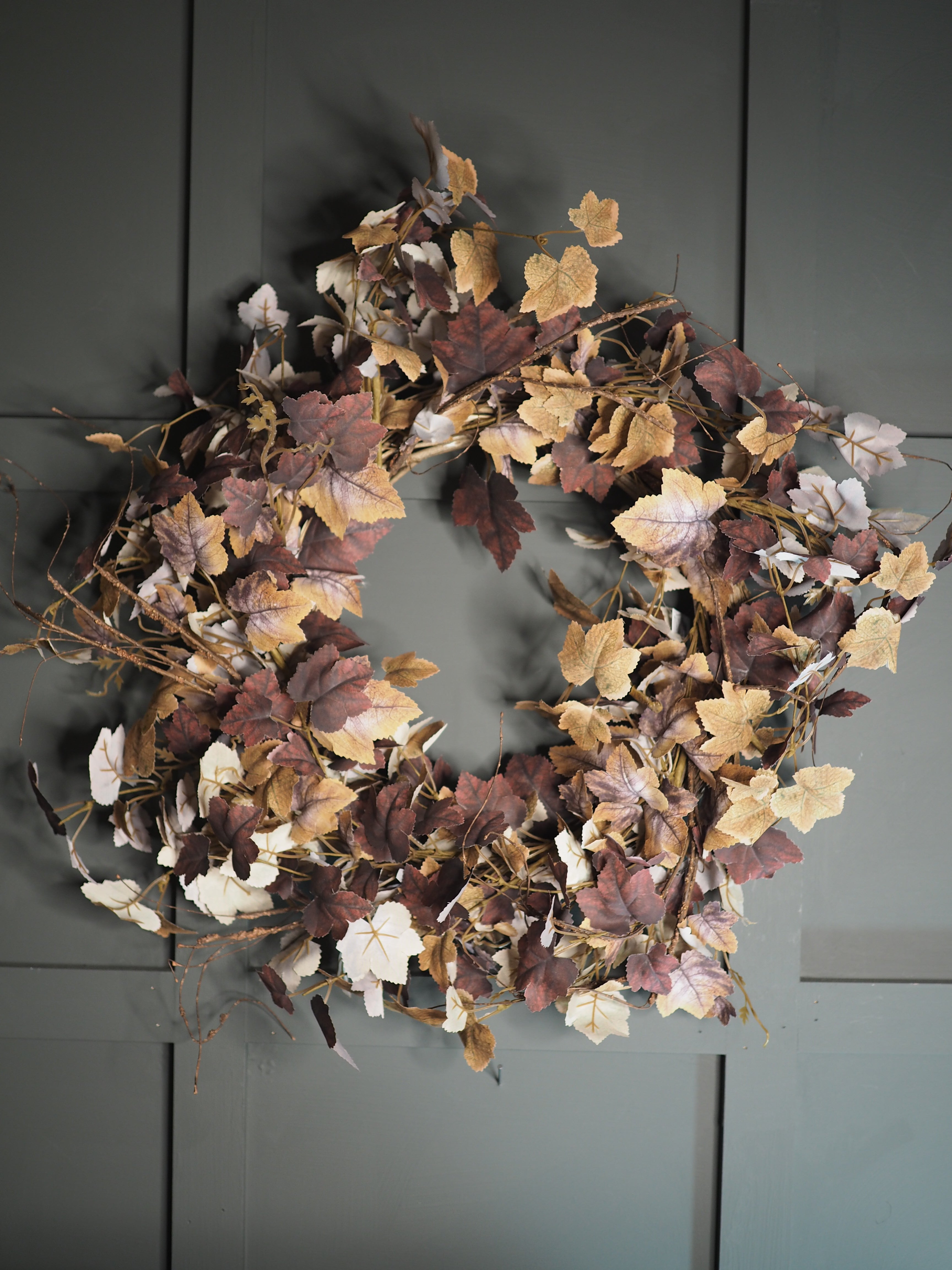 Rustic leaf wreath