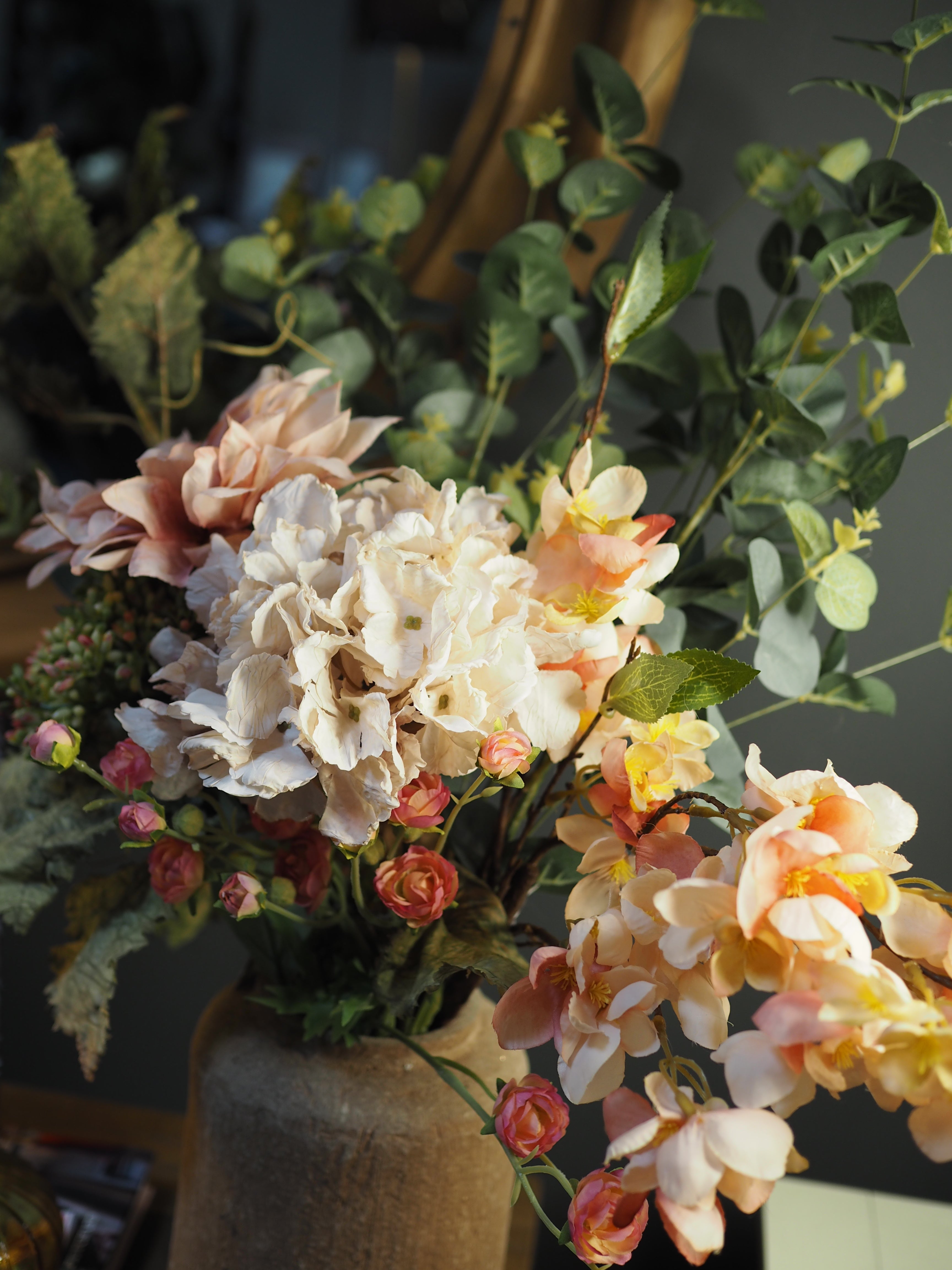 Dahlia Blush floral bouquet