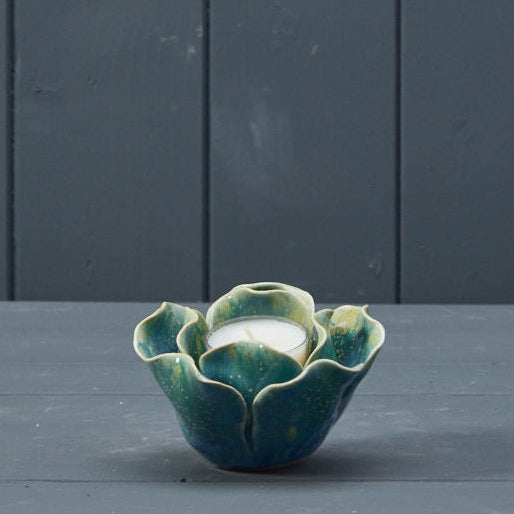 Blue ceramic flower tealight