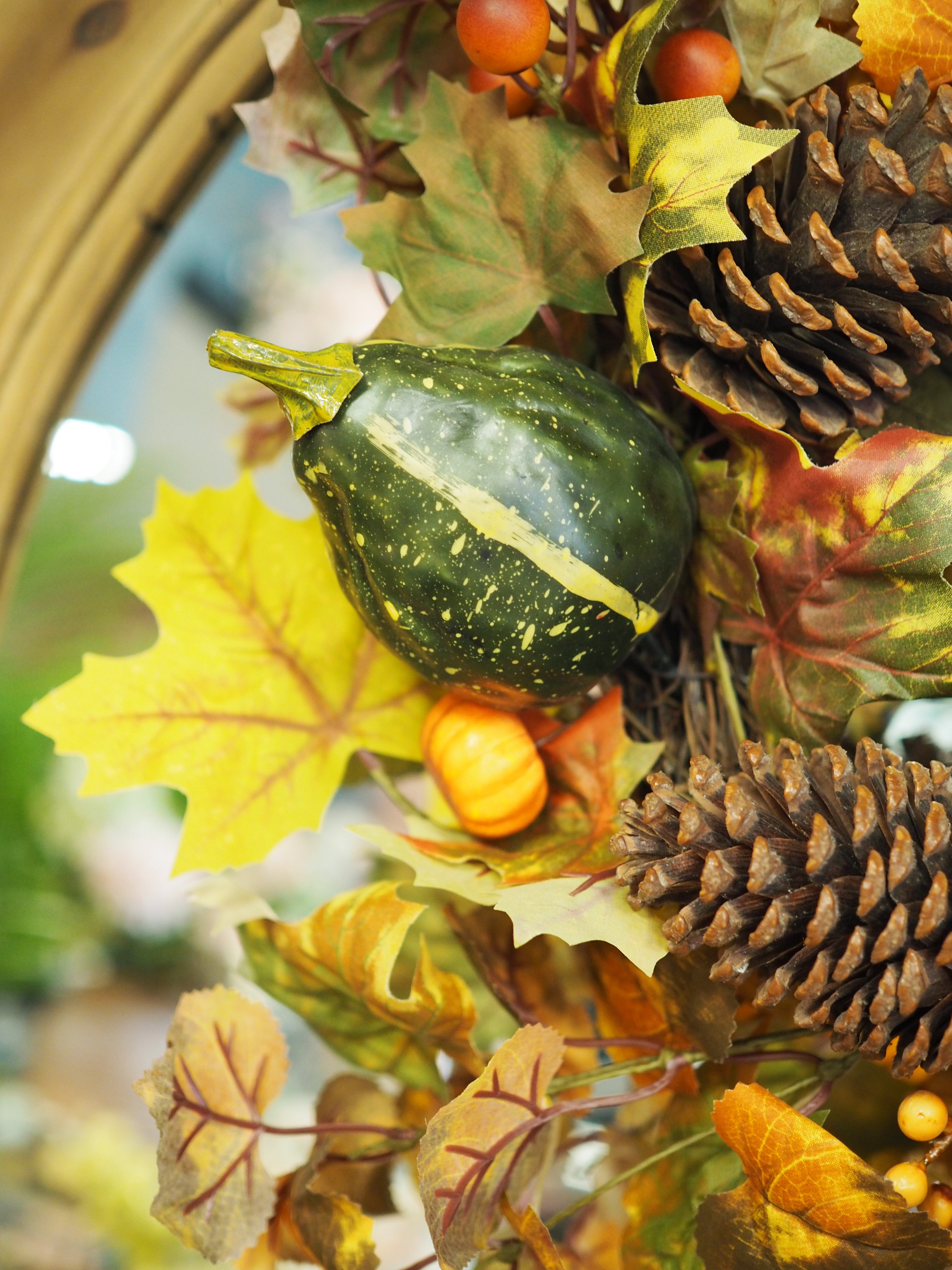 Mixed pumpkin & cone wreath
