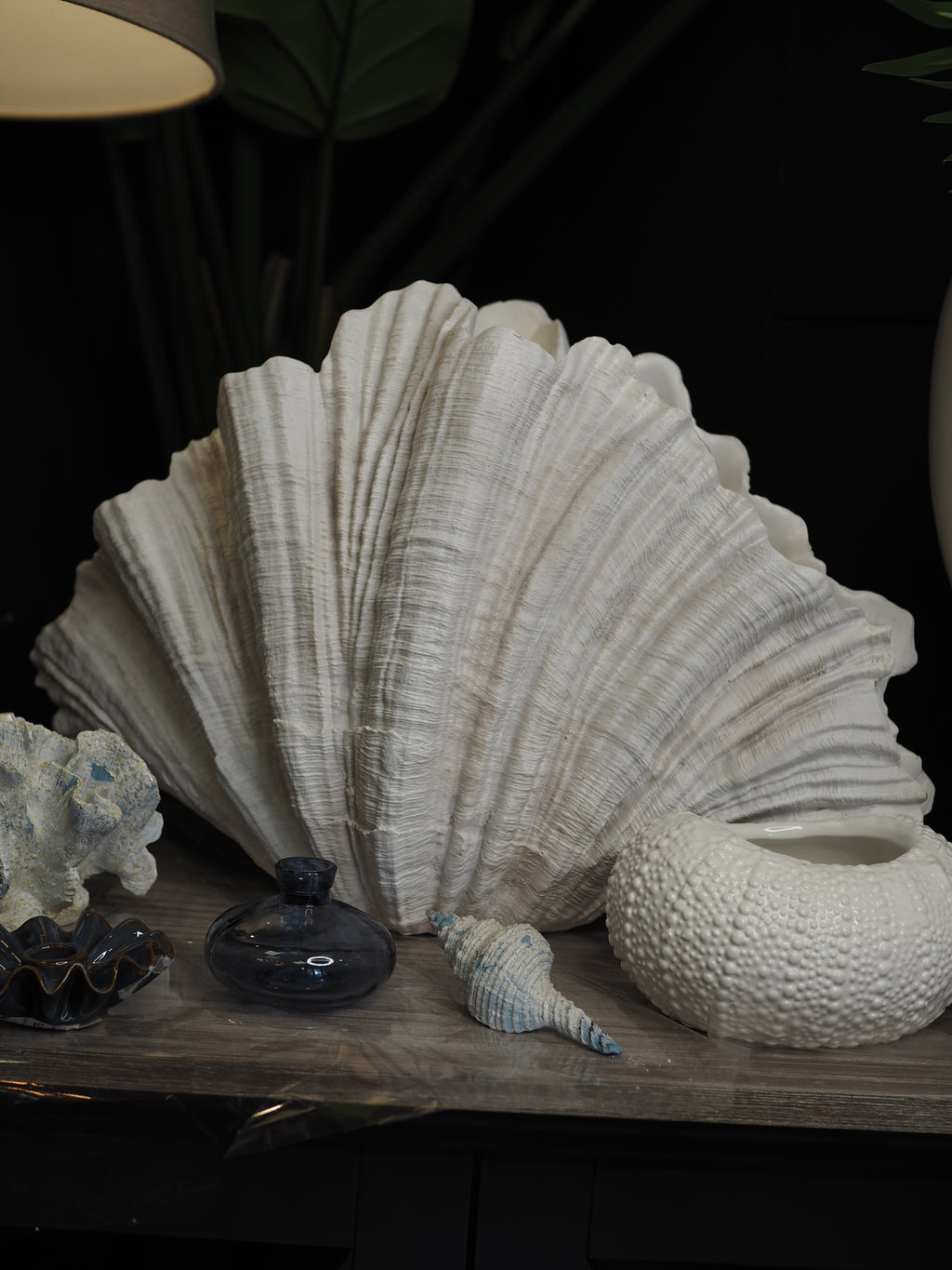 Large clam shell ornament