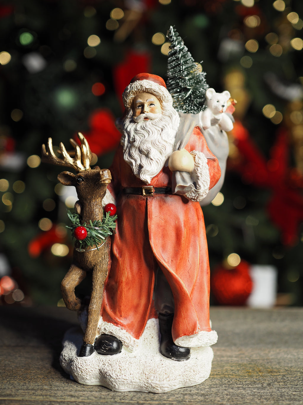 22cm Polyresin Santa with Deer