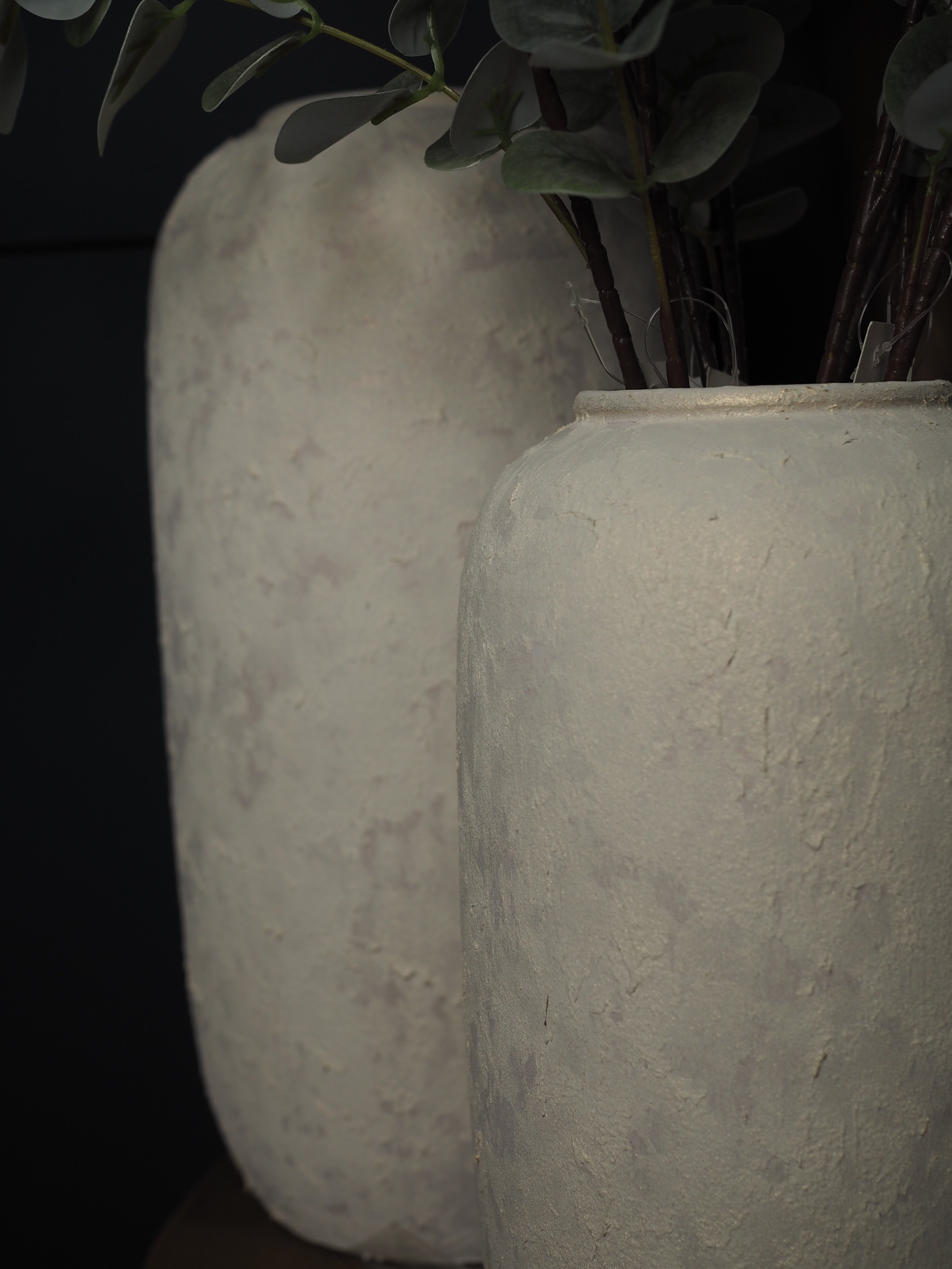 Terracotta vase with gold detail (Tall)