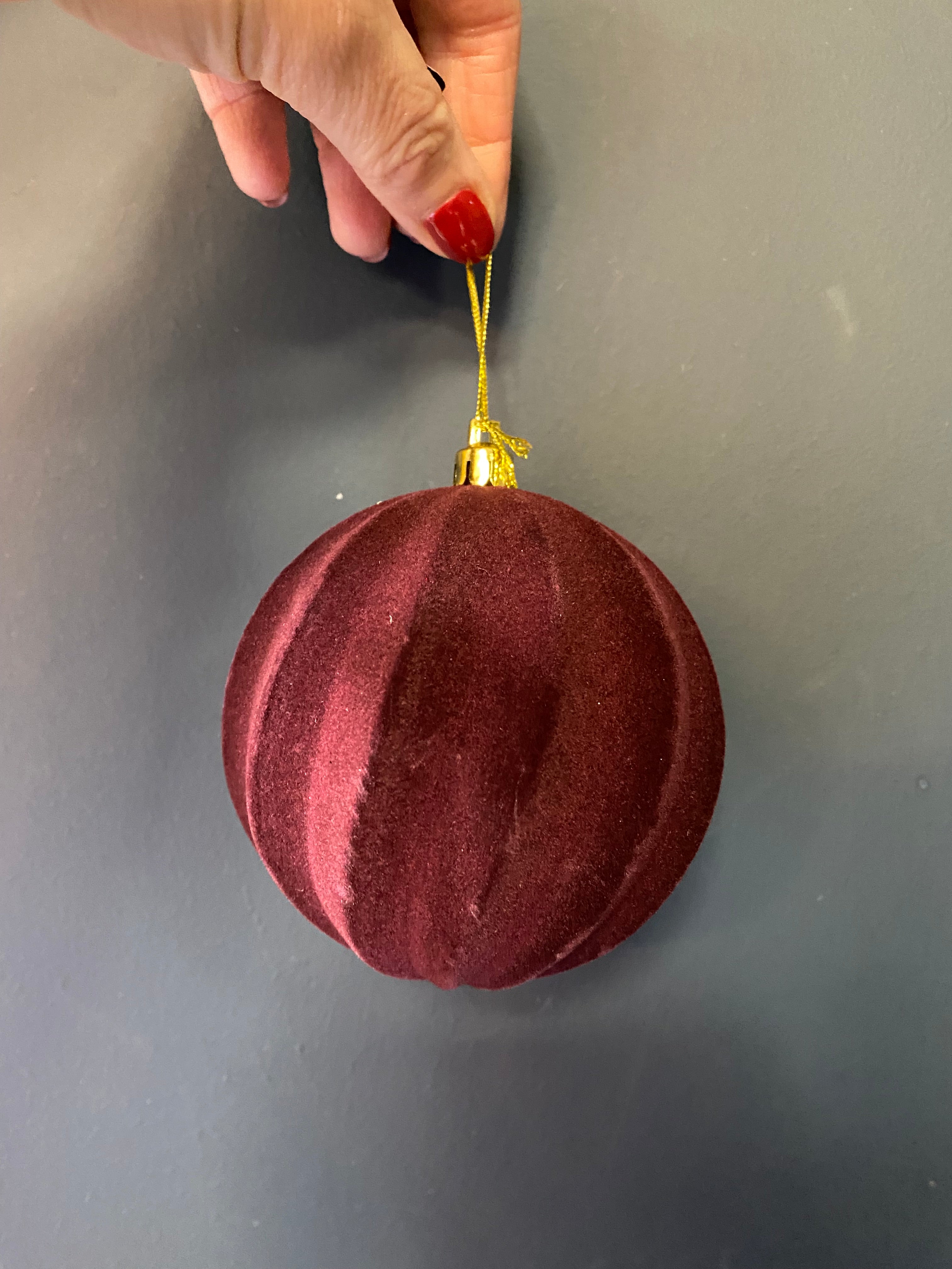 Flocked shatterproof bauble