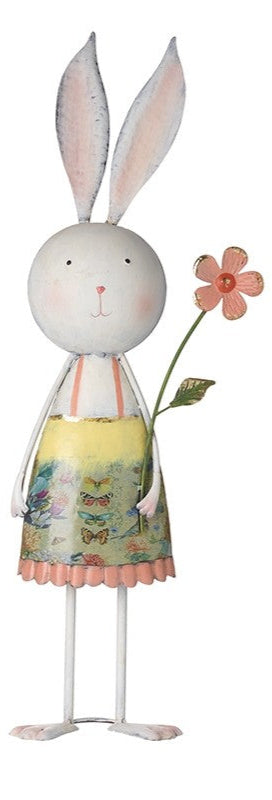 Metal Rabbit with carrot and flower