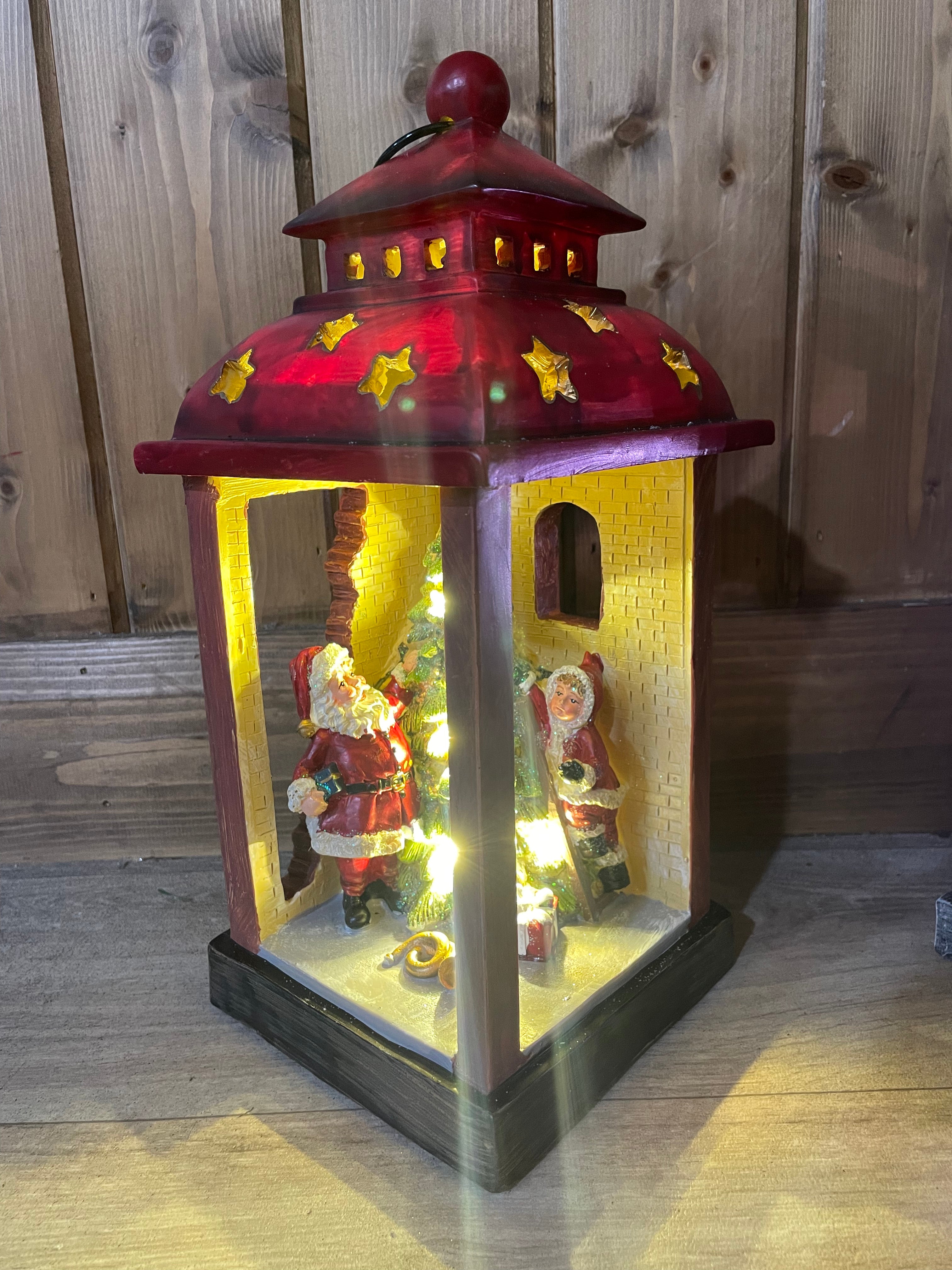 Light up traditional Christmas lanterns