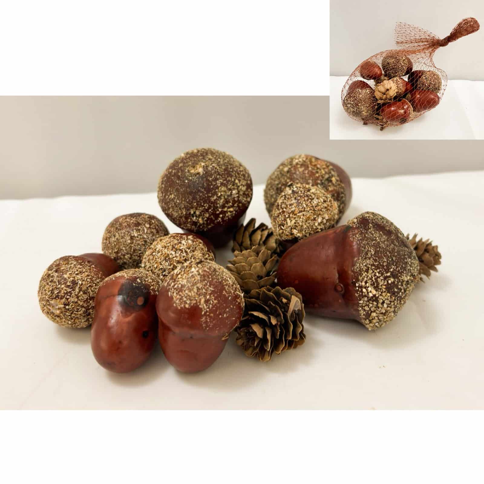Mixed pinecone & acorn bag