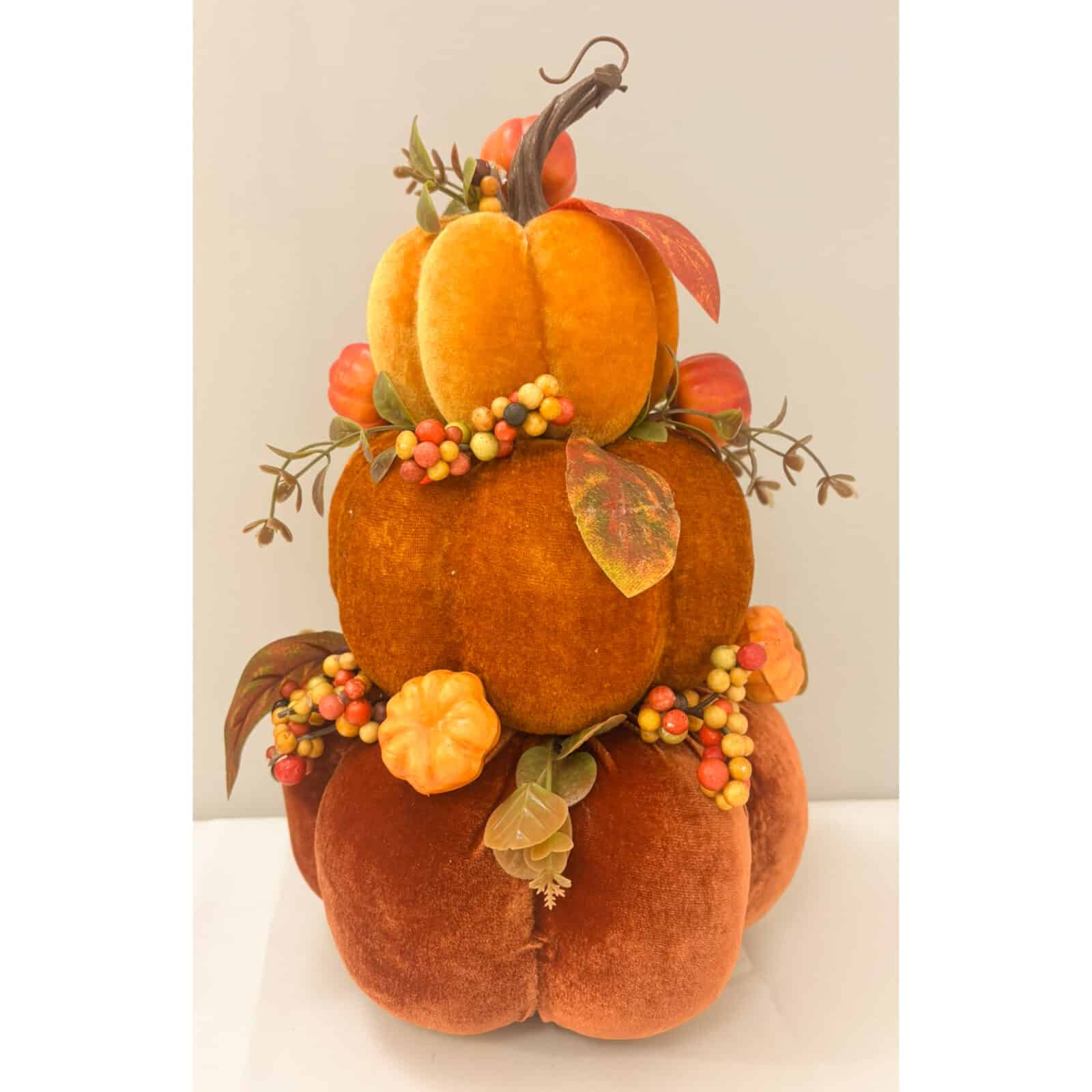 Triple pumpkin stack 34cm