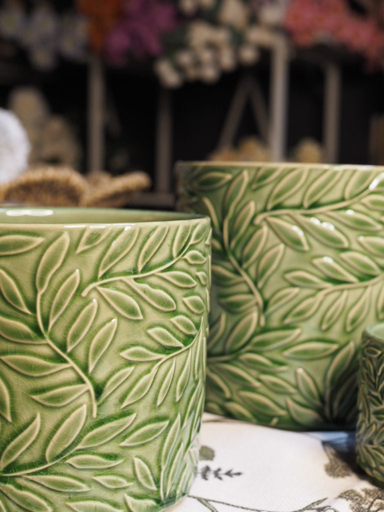Green willow stoneware pot cover (Small)
