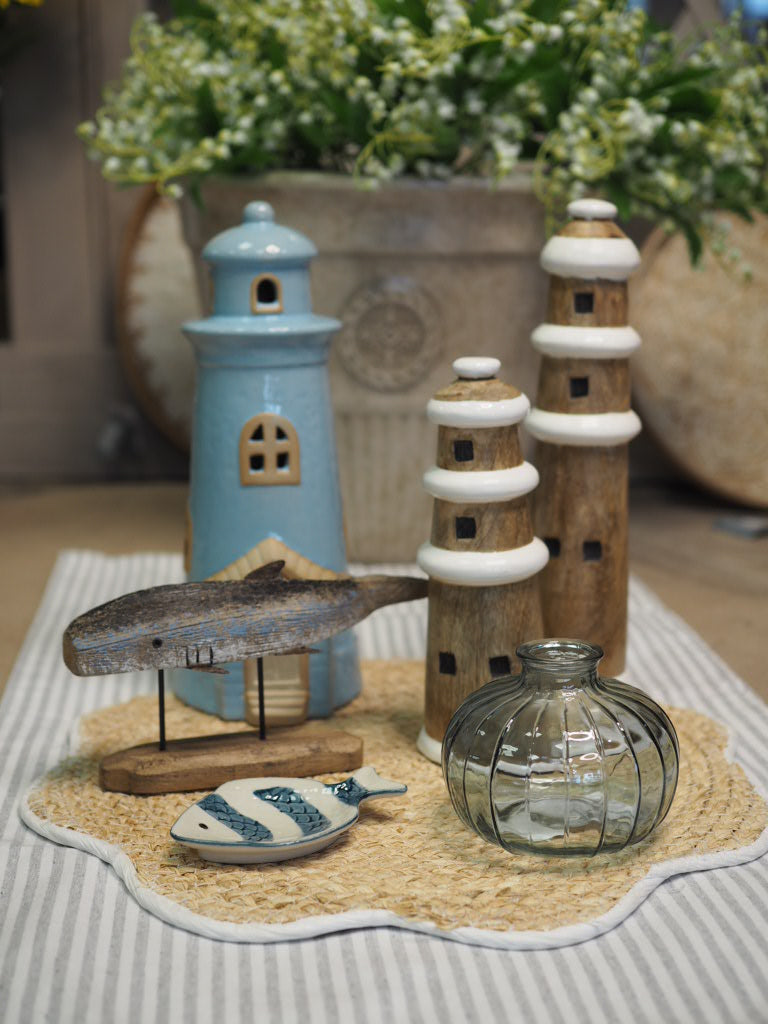Mangowood lighthouse (27cm)