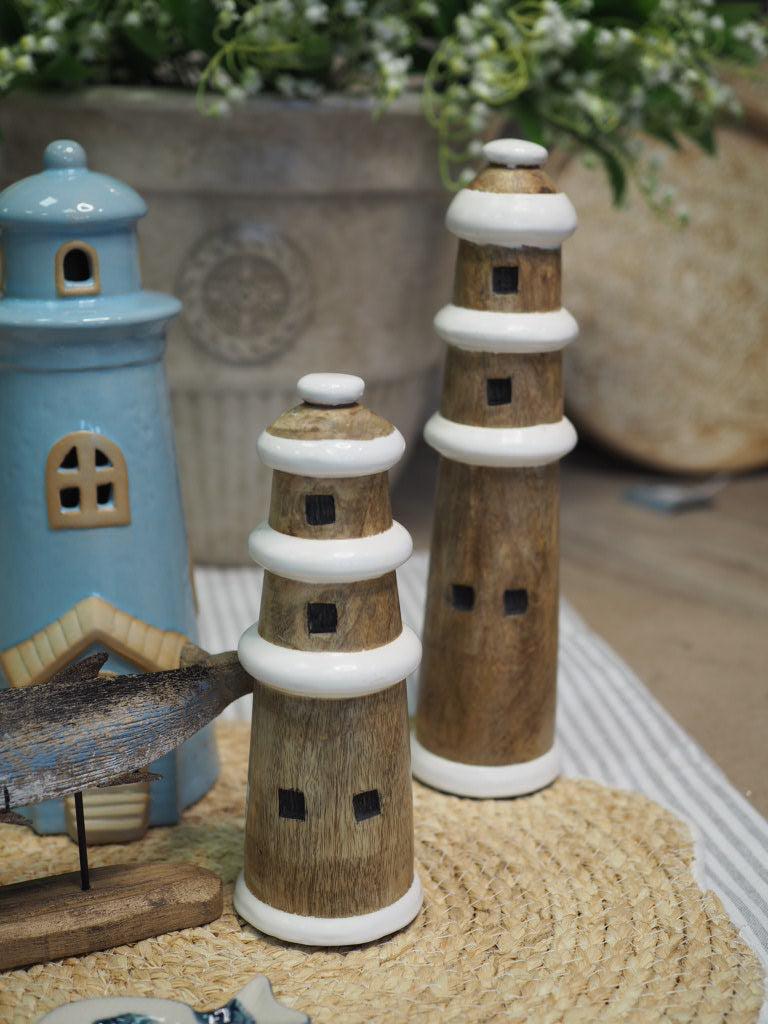 Mangowood lighthouse (27cm)