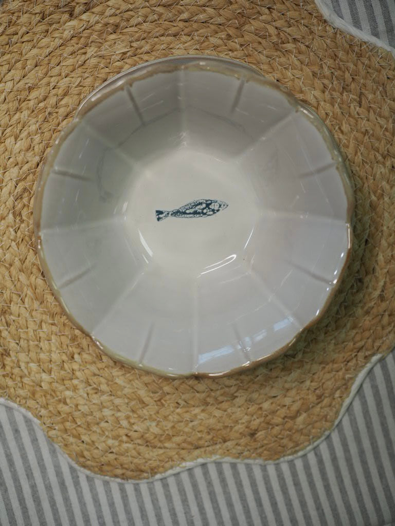 Fish fluted stoneware bowl