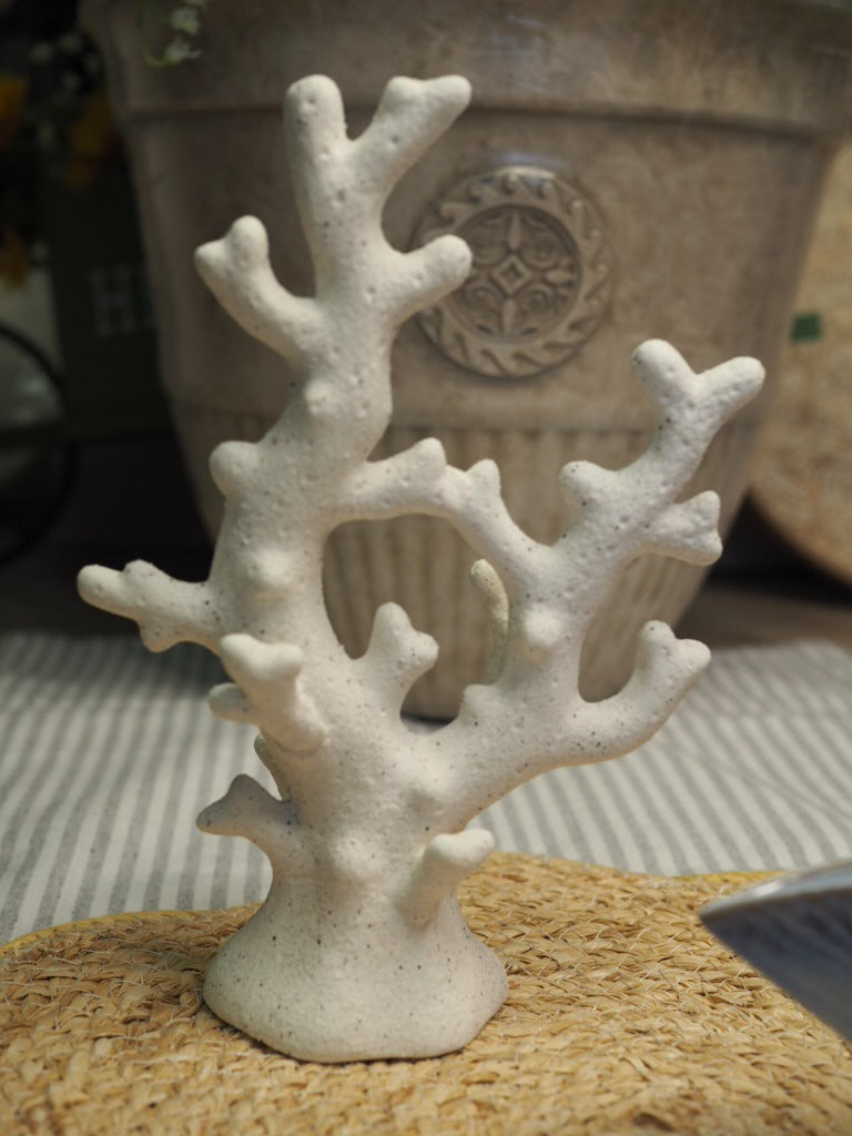 Porcelain faux coral with sand finish