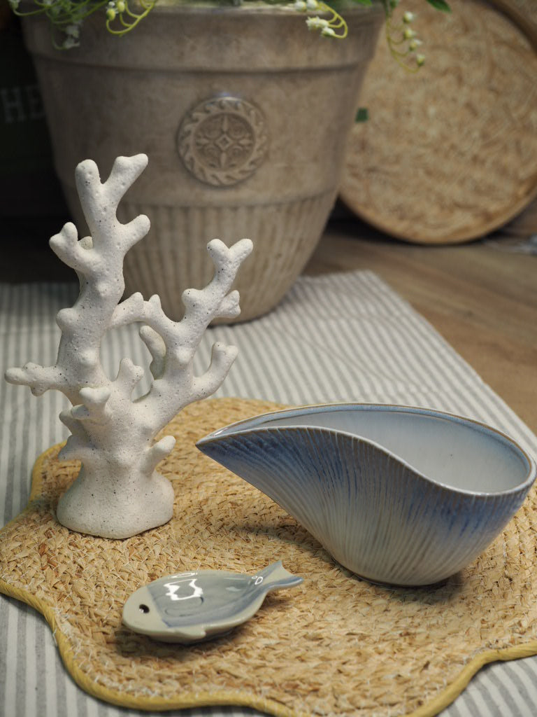 Porcelain faux coral with sand finish