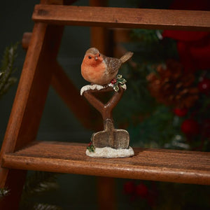 Festive robin on garden spade ornament