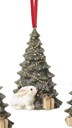 Christmas tree with animals
