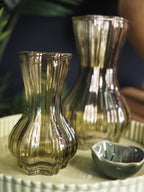 Green glass bulb bud vase (Small)