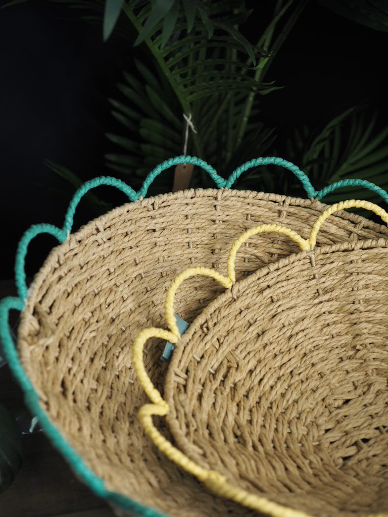Scallop edge basket bowl