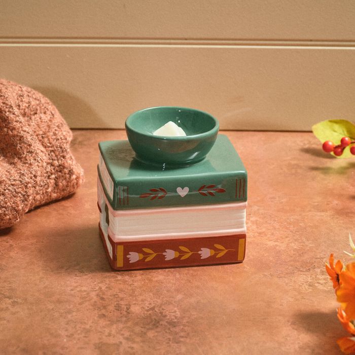 Cosy chapter book stack wax melt burner