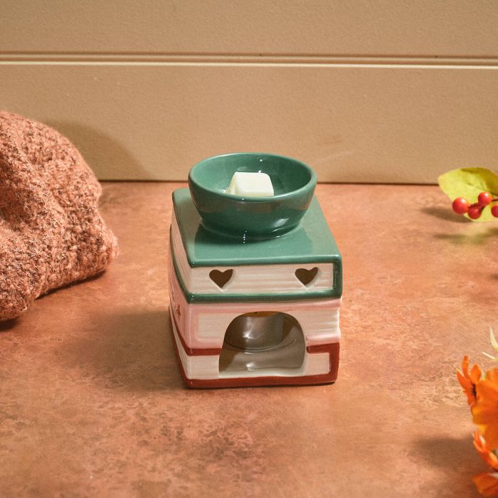 Cosy chapter book stack wax melt burner