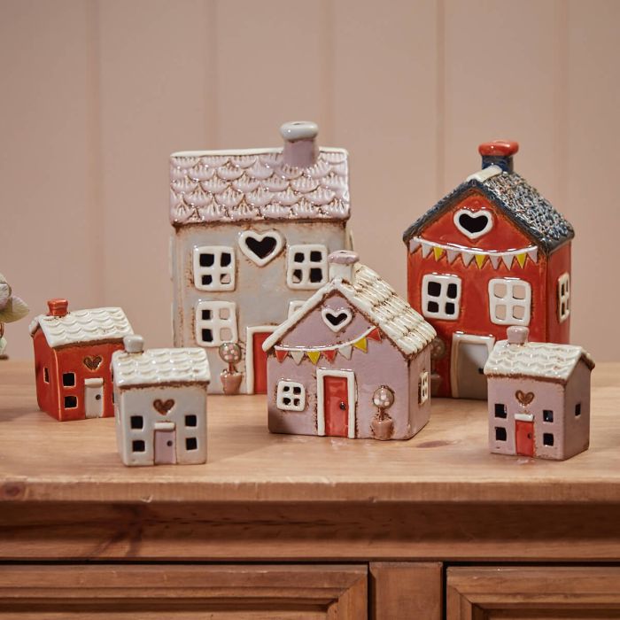 Cottage stoneware mini houses