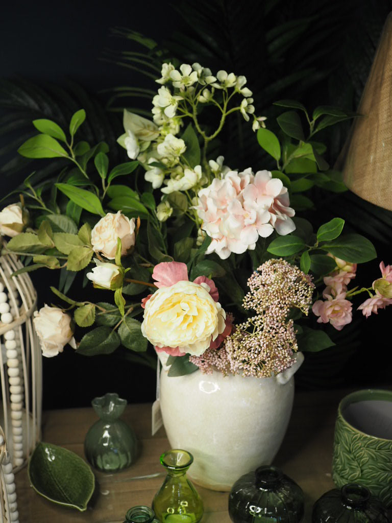 Rose cottage bouquet