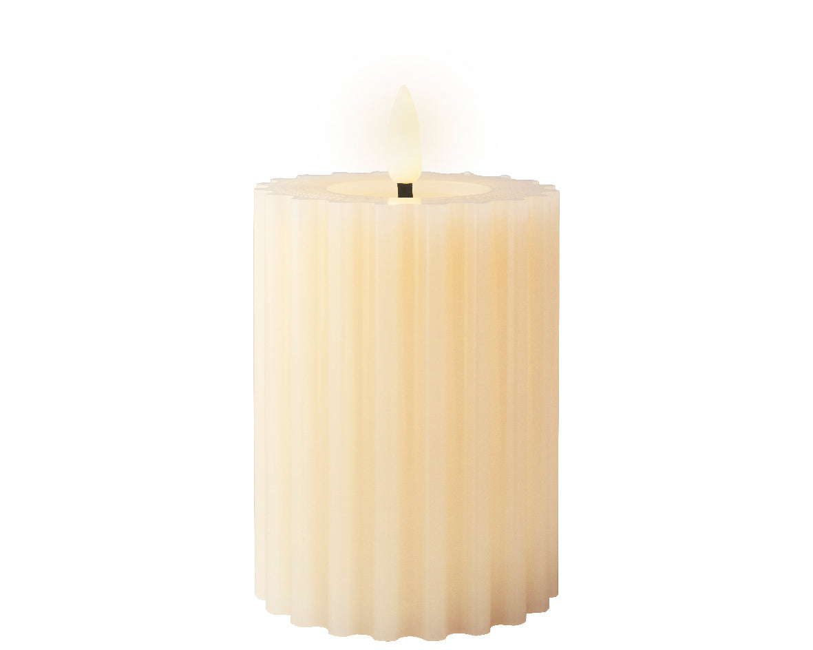 LED wick cream ribbed candle (12.5cmH)