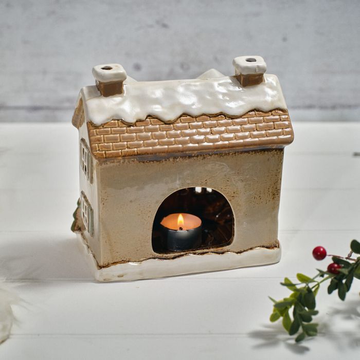Holly cottage with dormer windows tealight holder