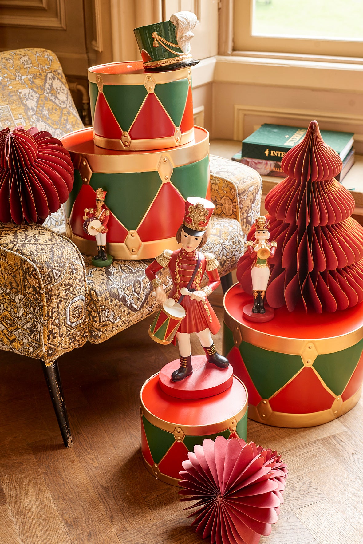 Christmas drum display (2 Sizes)