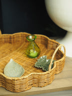 Rattan flower shape handled tray