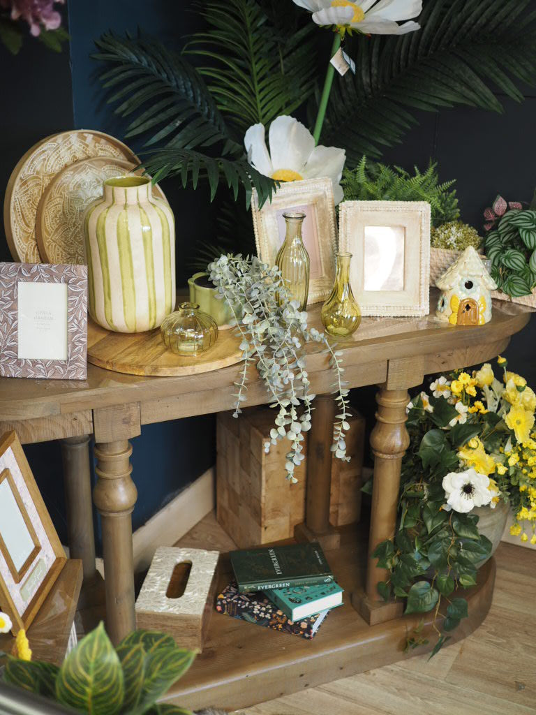 Donard curved console table