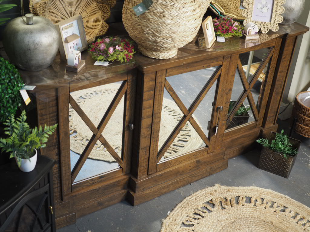 Havana 3 door sideboard
