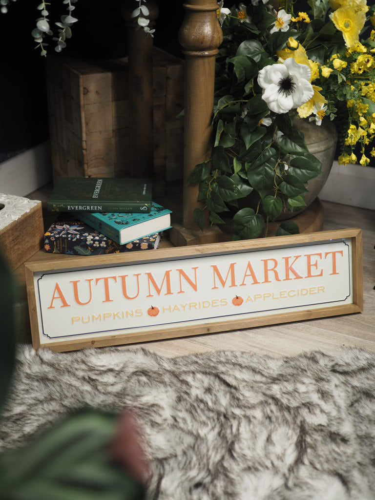 Autumn market sign