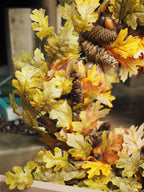 Autumn oak leaves wreath
