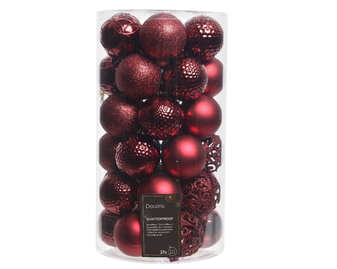 Shatterproof oxblood matt shiny & glitter bauble mix