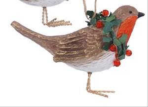 Robin hanging dec with holly/ivy wreath