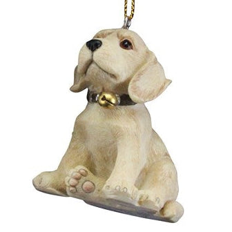 Canine friends hanging decorations