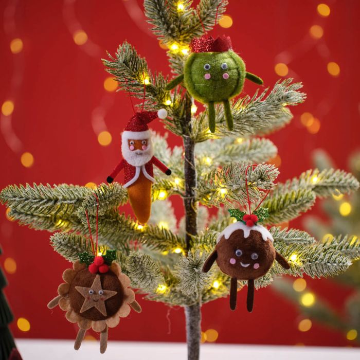 Jingle and joy fabric hanging decs