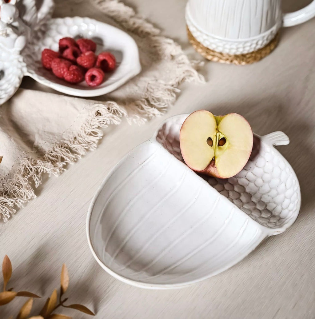 Acorn serving plate