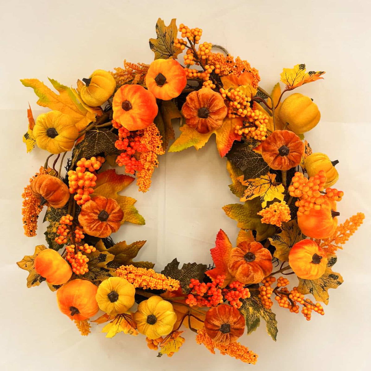 Velvet pumpkin & berry large wreath 41cm