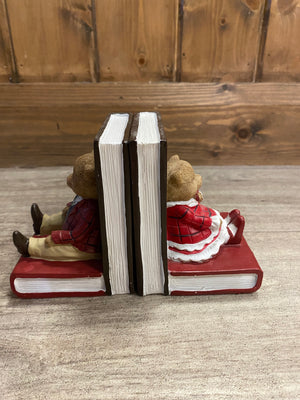 Teddy bear bookends