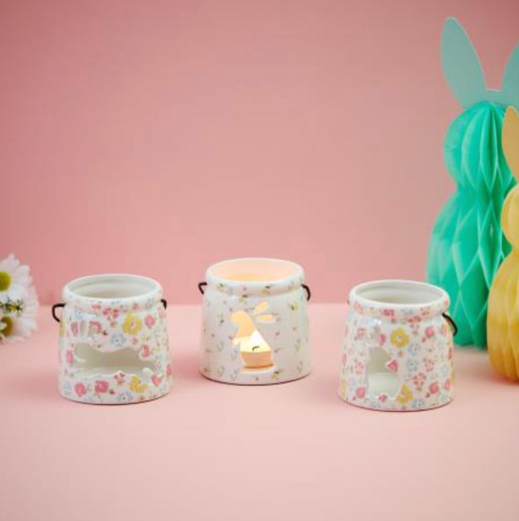 Bunny tealight holder with ditsy floral print
