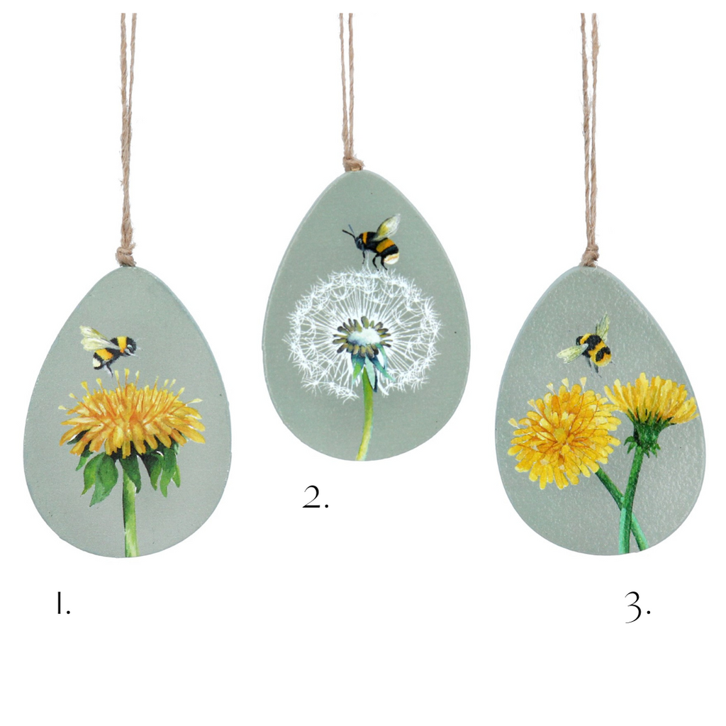 Green dandelion & bee white wood egg hanging dec