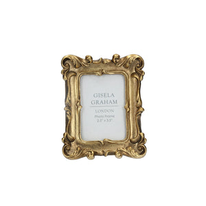 Gold gallery frame 2.5 x 3.5”