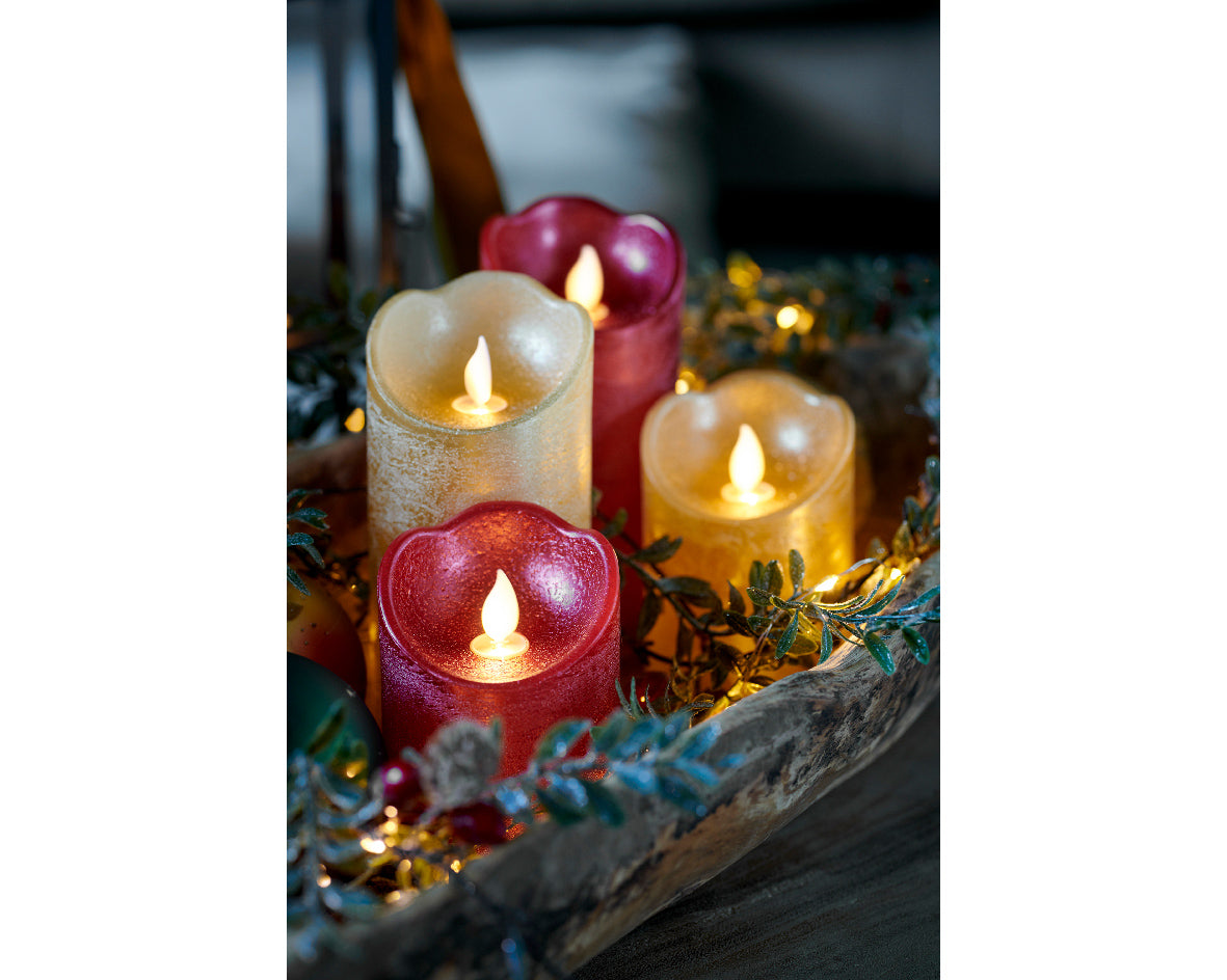 LED waving flame candle in Christmas red (10cmH)